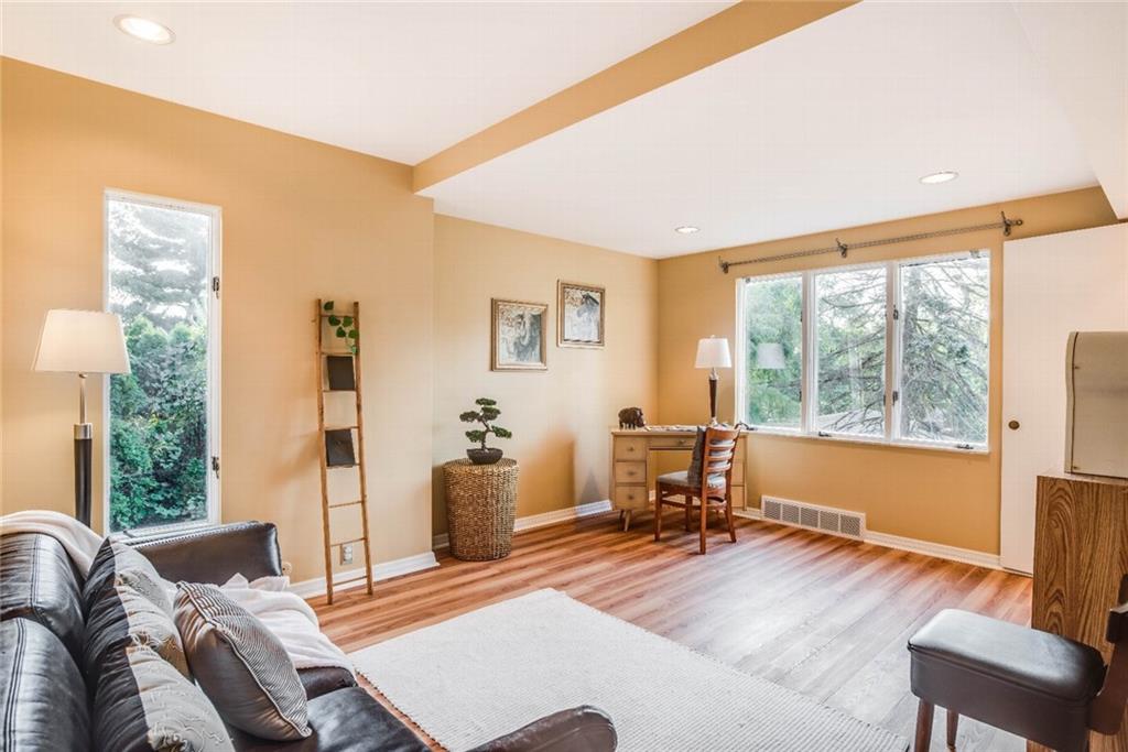 2413 Marbury Road Pittsburgh, PA 15221 - Photo 6 of 22 Gallery Image 6