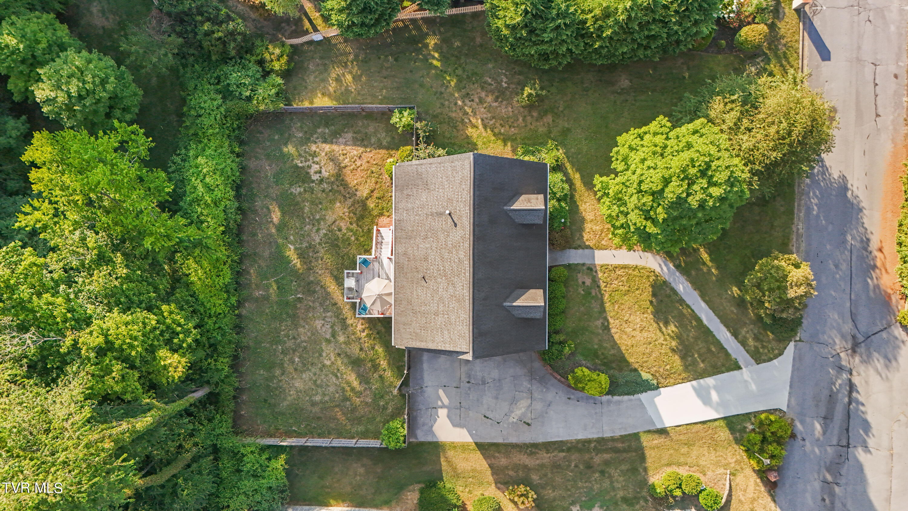3329 Redstone Road Johnson City, TN 37604 - Photo 11 of 72 DJI_20240714185606_0028_D