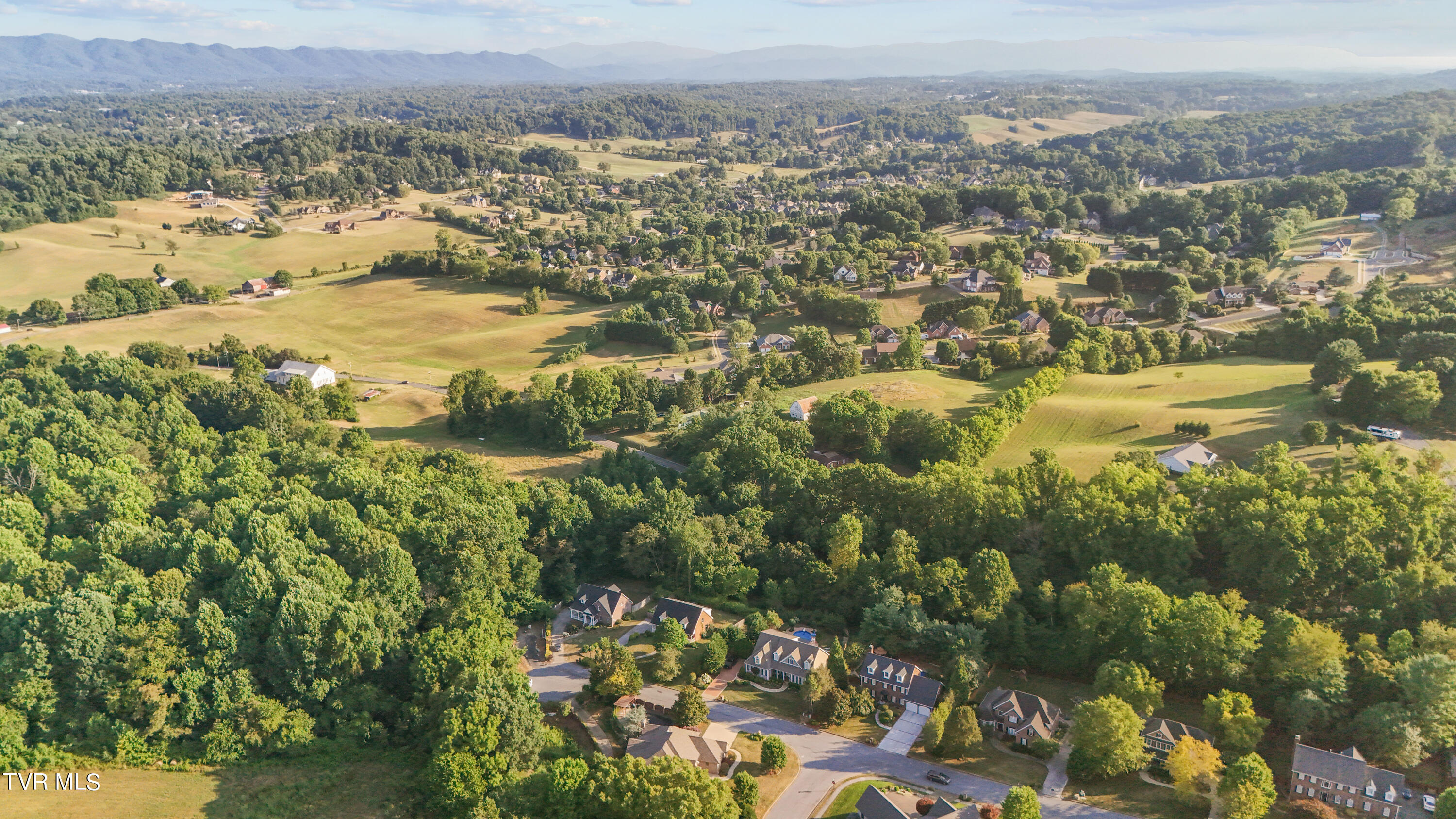 3329 Redstone Road Johnson City, TN 37604 - Photo 66 of 72 DJI_20240714185720_0031_D