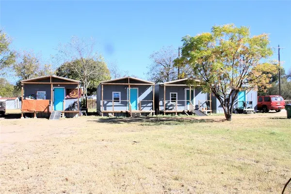 $139,000 | 301 Cedar Street, Unit A, Lometa, TX 76853