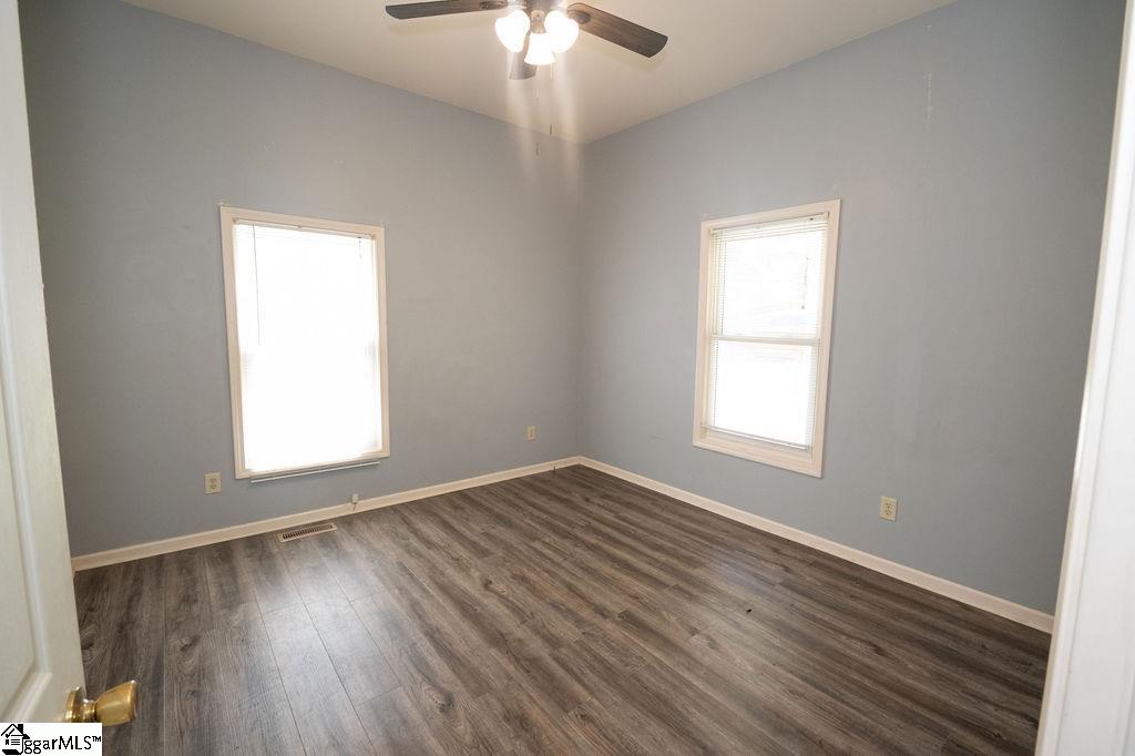 112 Garrison Street Easley, SC 29640 - Photo 17 of 26