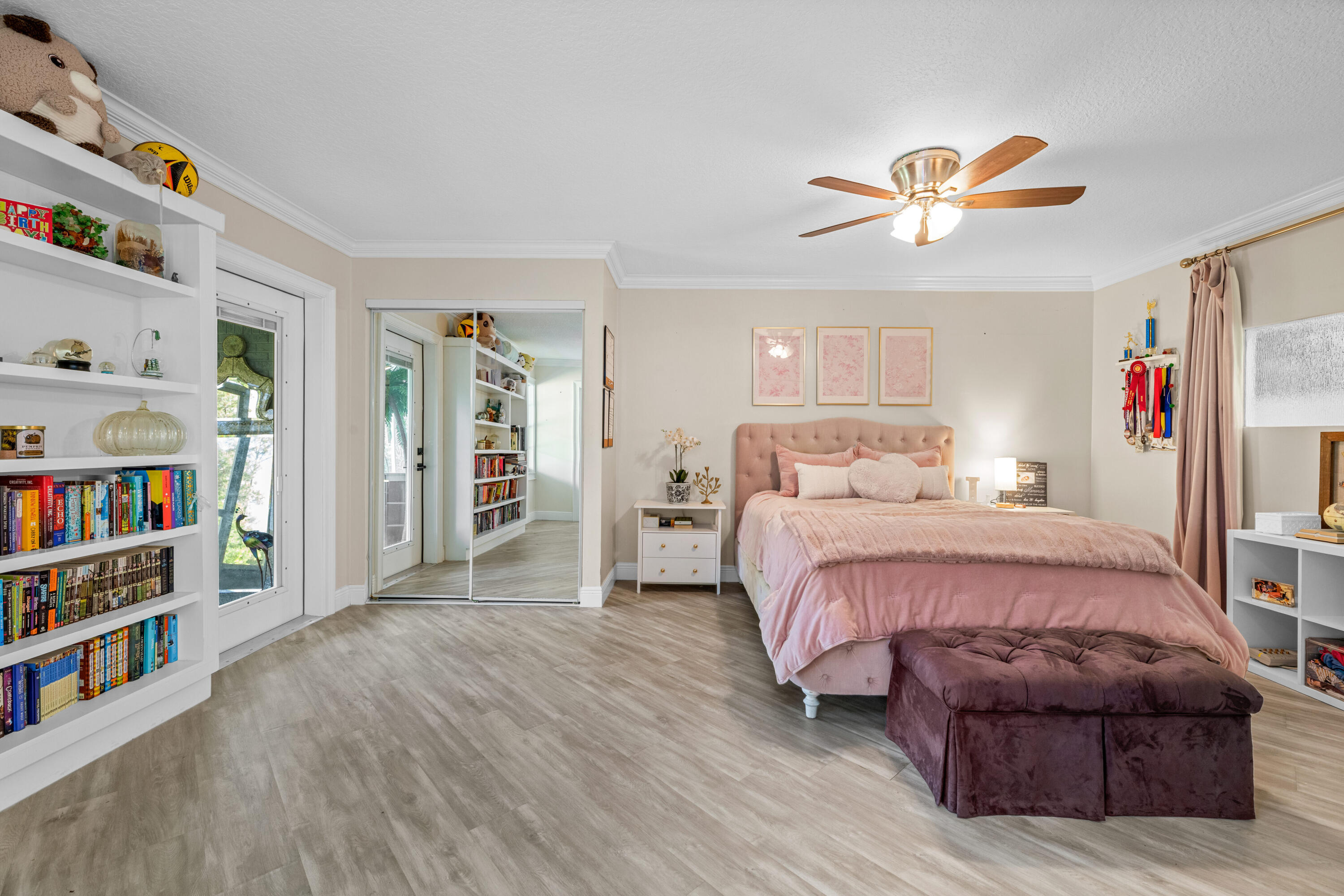 15161 Collecting Canal Road Loxahatchee Groves, FL 33470 - Photo 58 of 69 Guest En-Suite