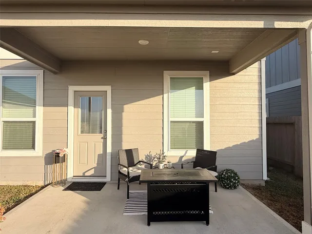 $2,100 | 26032 Hampshire Drive, Magnolia, TX 77355