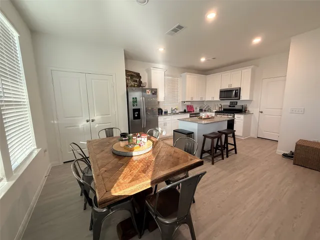 $2,100 | 26032 Hampshire Drive, Magnolia, TX 77355