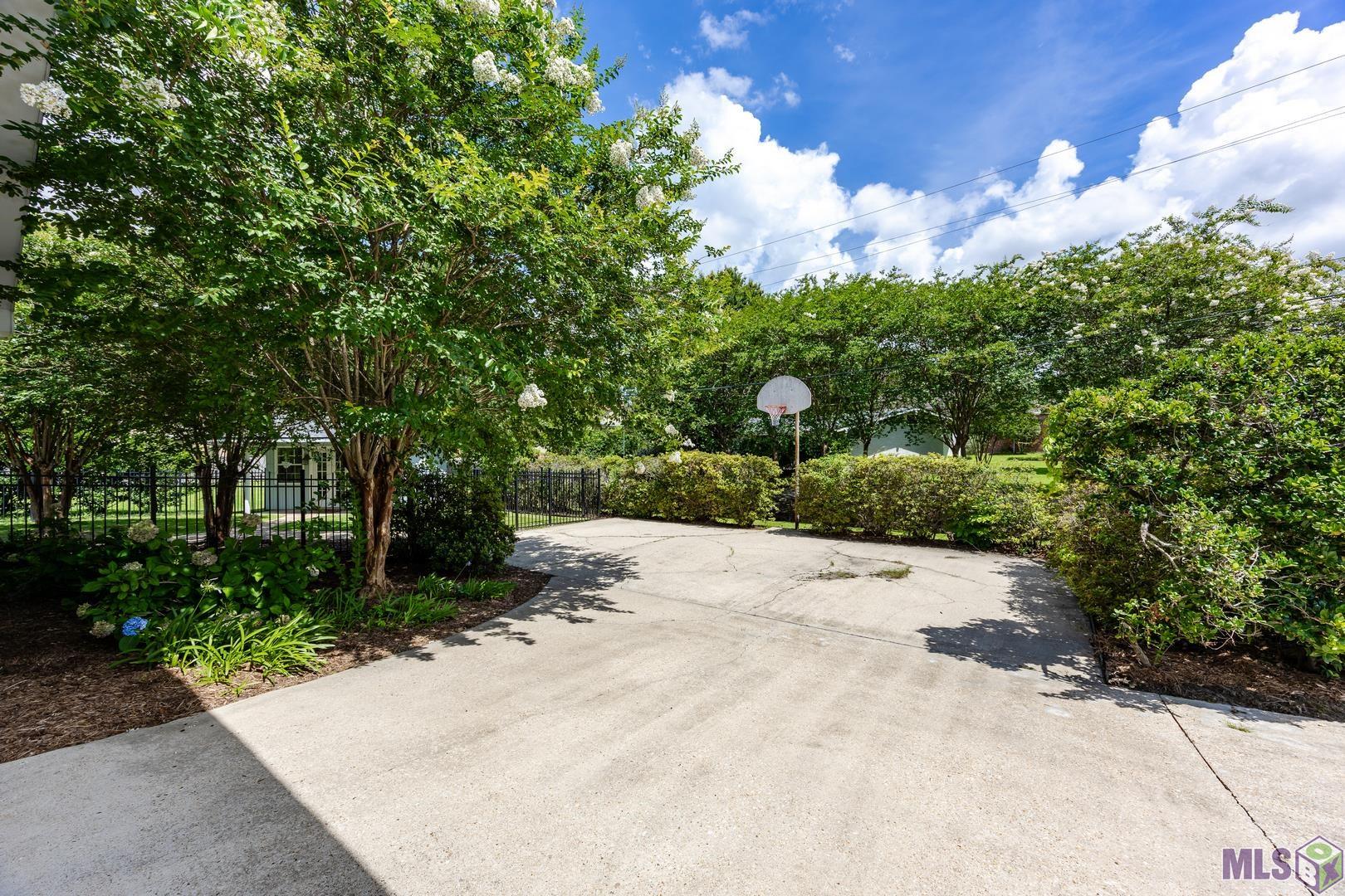 8675 West Fairway Drive Baton Rouge, LA 70809 - Photo 37 of 45