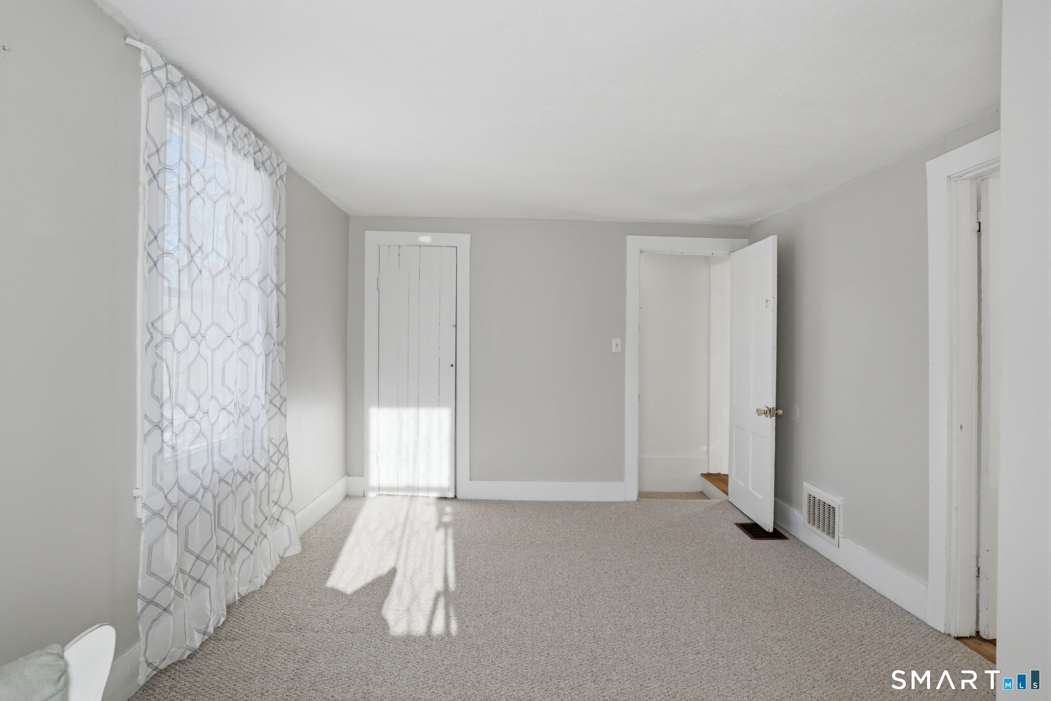 380 North Granby Road Granby, CT 06060 - Photo 11 of 39 a view of entryway with window