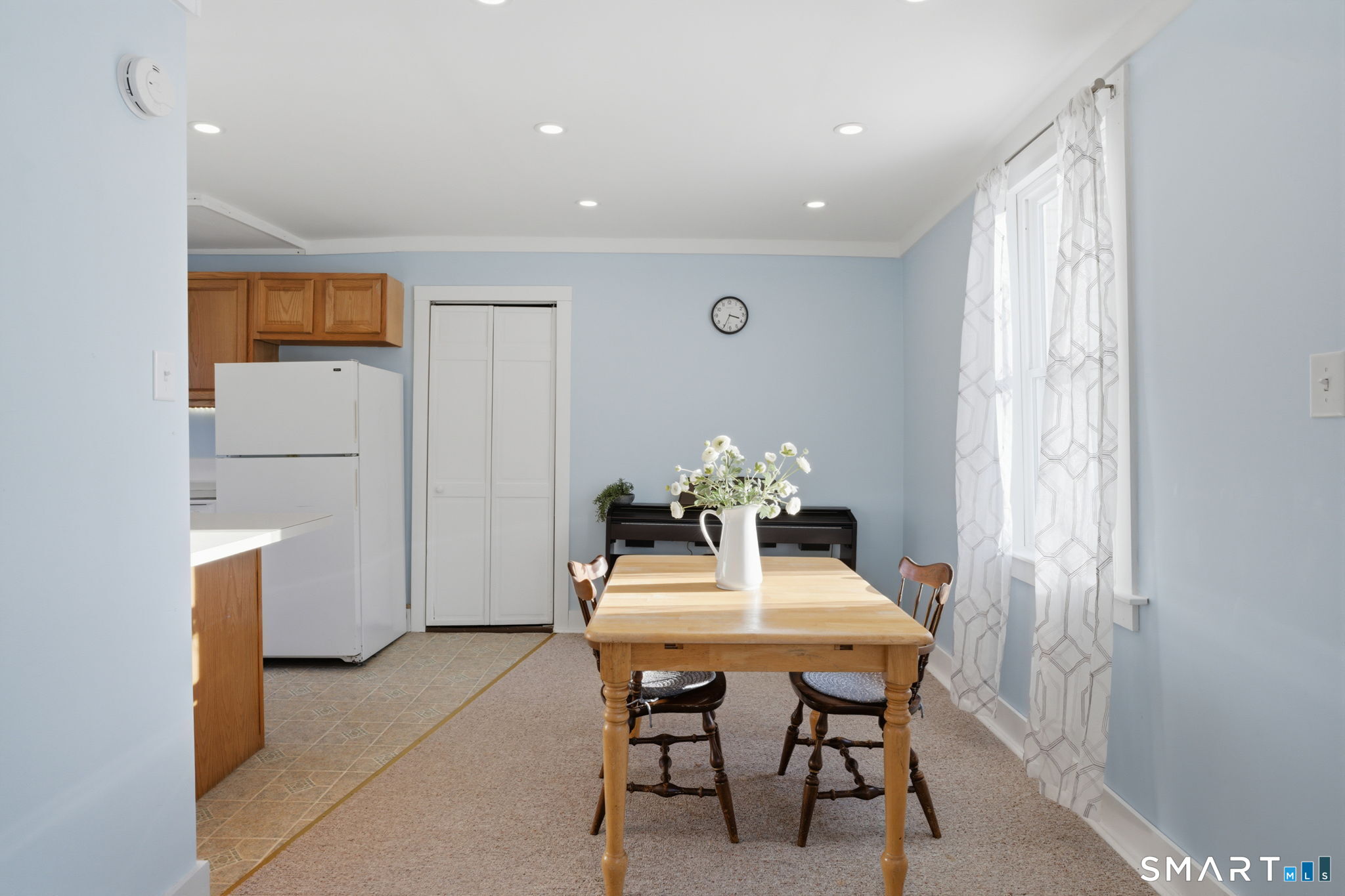380 North Granby Road Granby, CT 06060 - Photo 6 of 39 a dining room with furniture and window