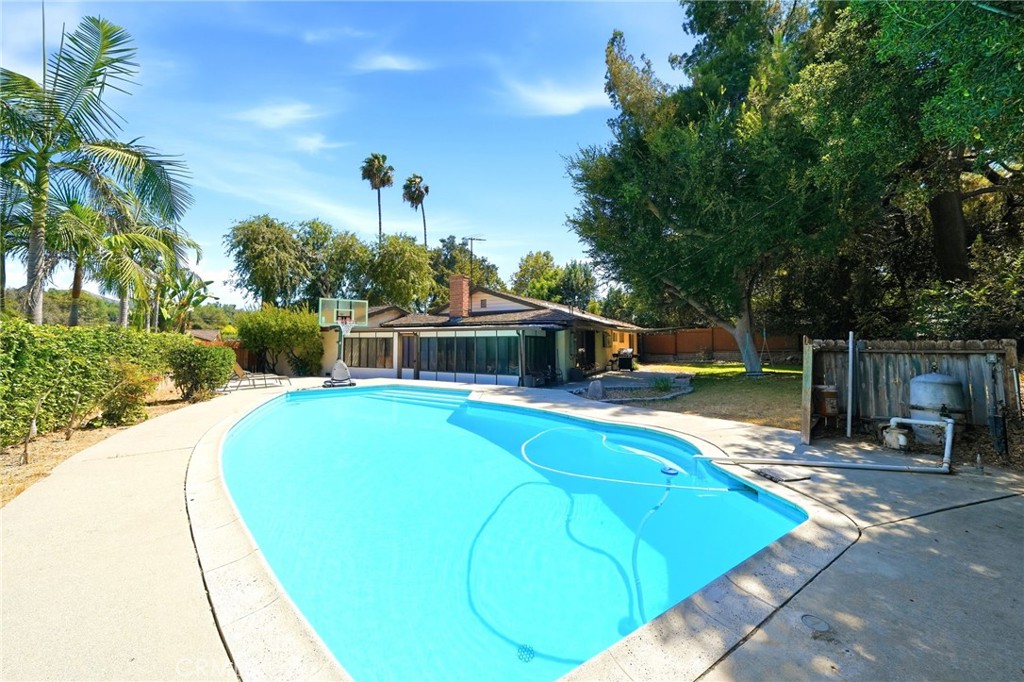 19913 East Rambling Road Covina, CA 91724 - Photo 32 of 41