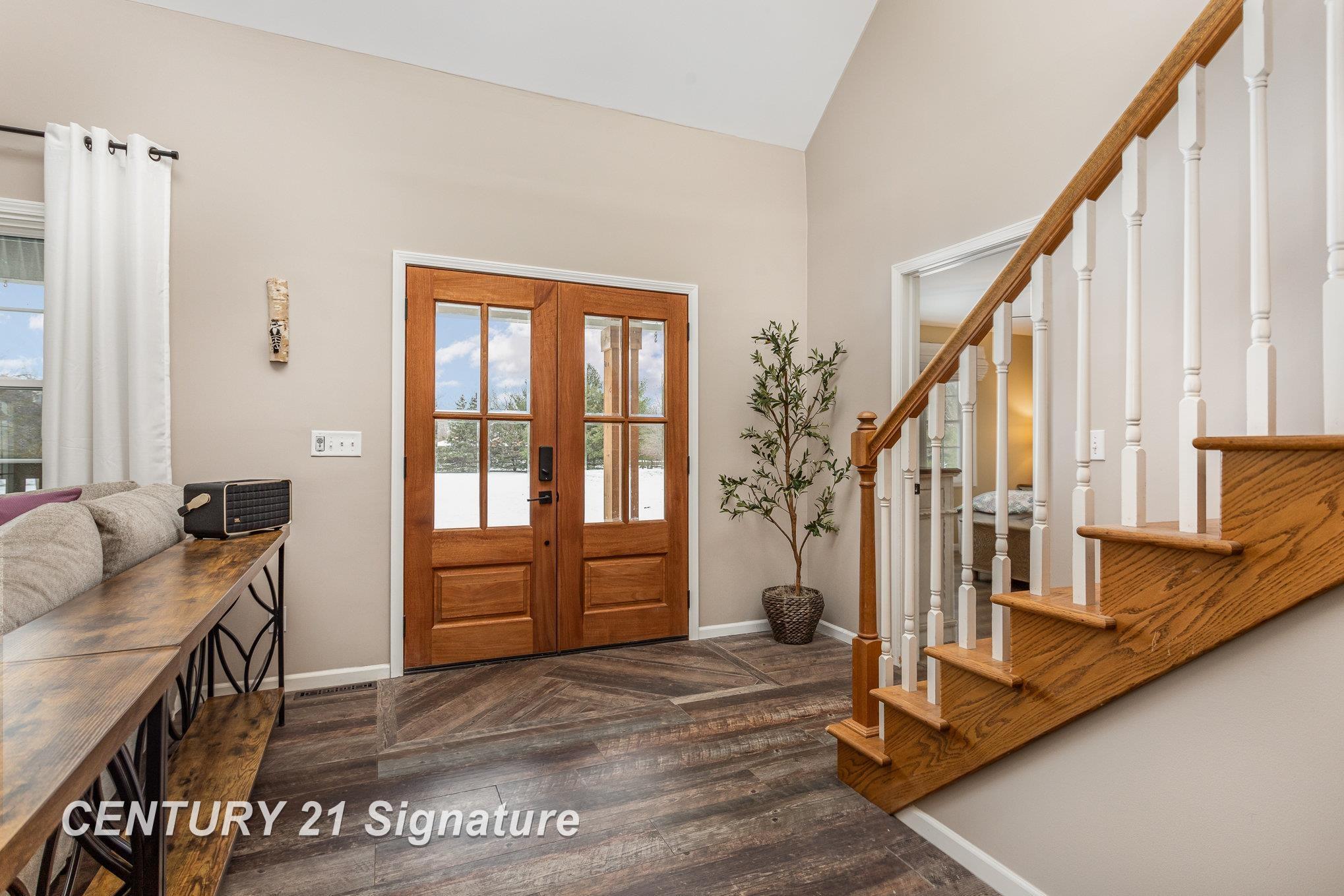 4644 Curve Road Freeland, MI 48623 - Photo 8 of 64