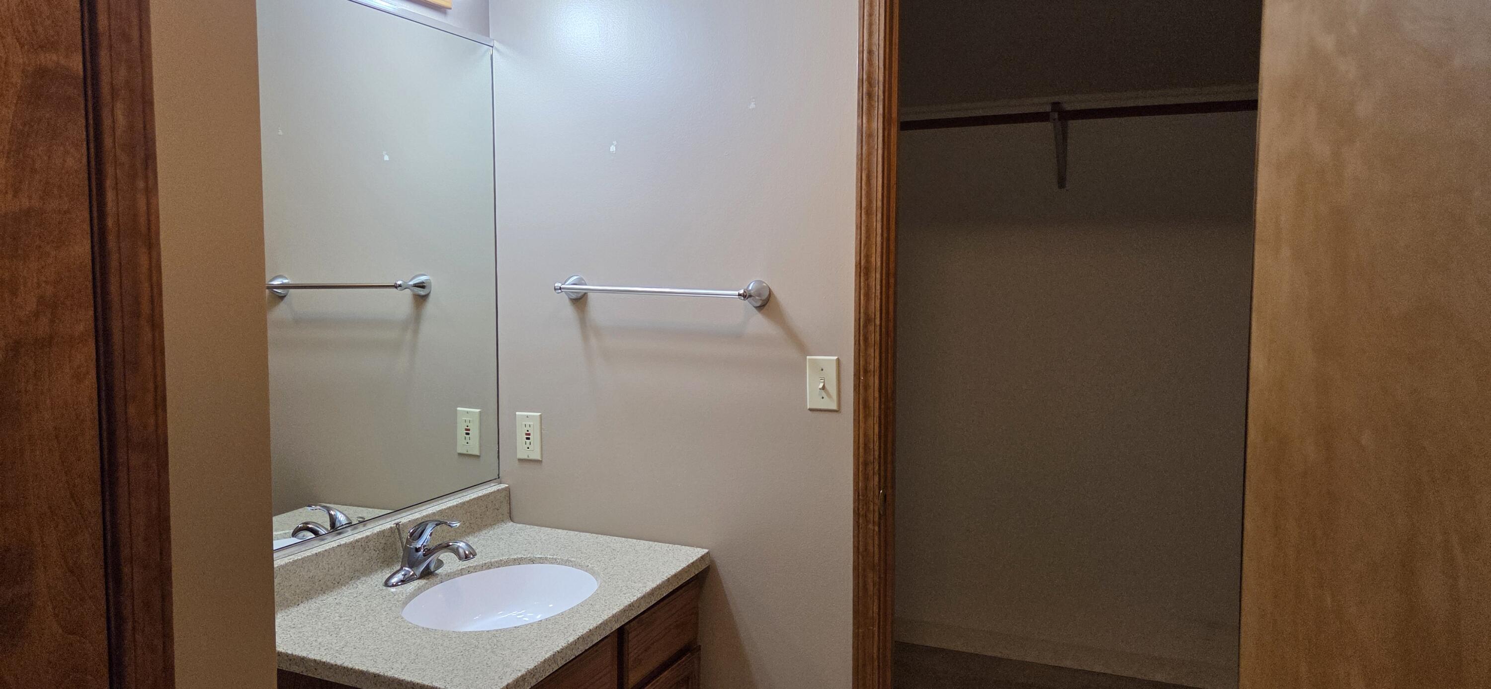 705 Elm Court Southwest De Motte, IN 46310 - Photo 10 of 16 3000x1386