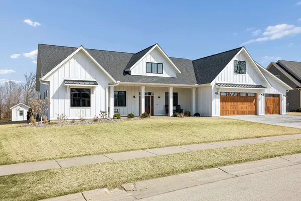 $1,090,000 | 918 Hidden Meadow Lane, Lake City, MN 55041