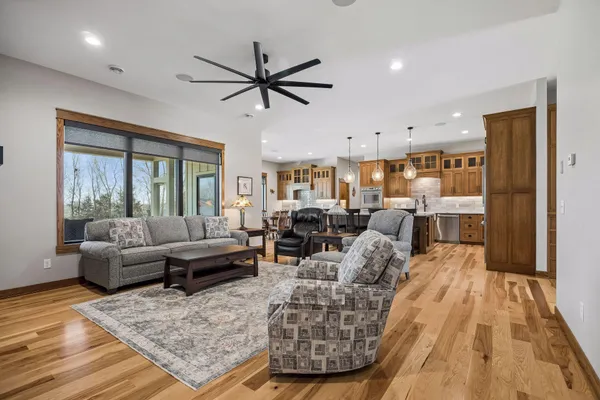 $1,090,000 | 918 Hidden Meadow Lane, Lake City, MN 55041