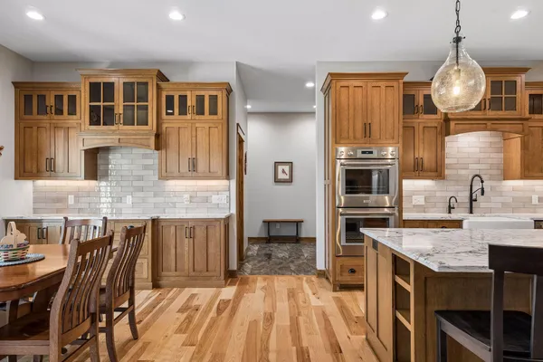 $1,090,000 | 918 Hidden Meadow Lane, Lake City, MN 55041