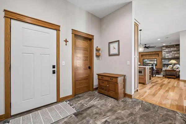 $1,090,000 | 918 Hidden Meadow Lane, Lake City, MN 55041