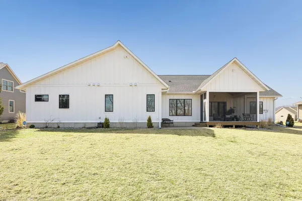 $1,090,000 | 918 Hidden Meadow Lane, Lake City, MN 55041