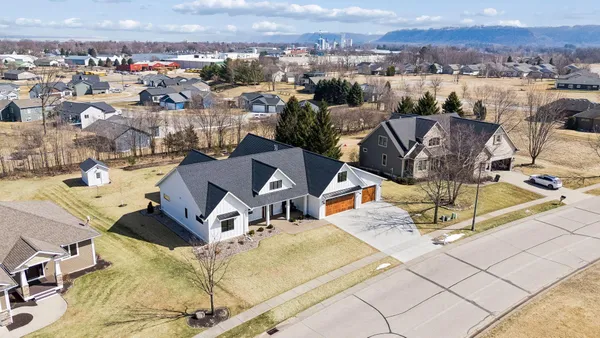 $1,090,000 | 918 Hidden Meadow Lane, Lake City, MN 55041