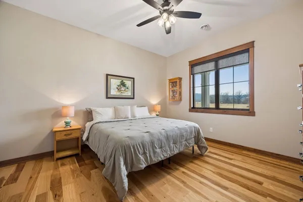 $1,090,000 | 918 Hidden Meadow Lane, Lake City, MN 55041