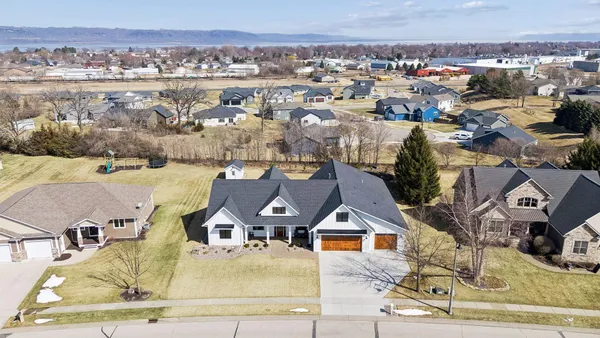 $1,090,000 | 918 Hidden Meadow Lane, Lake City, MN 55041