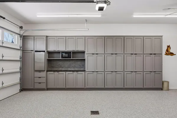 $1,090,000 | 918 Hidden Meadow Lane, Lake City, MN 55041