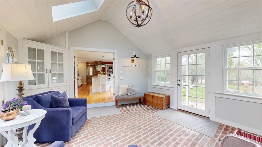 375 Linebrook Road Ipswich, MA 01938 - Photo 16 of 42