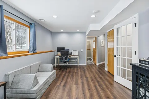 $389,900 | 11795 100th Place North, Maple Grove, MN 55369