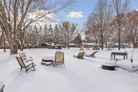 $389,900 | 11795 100th Place North, Maple Grove, MN 55369