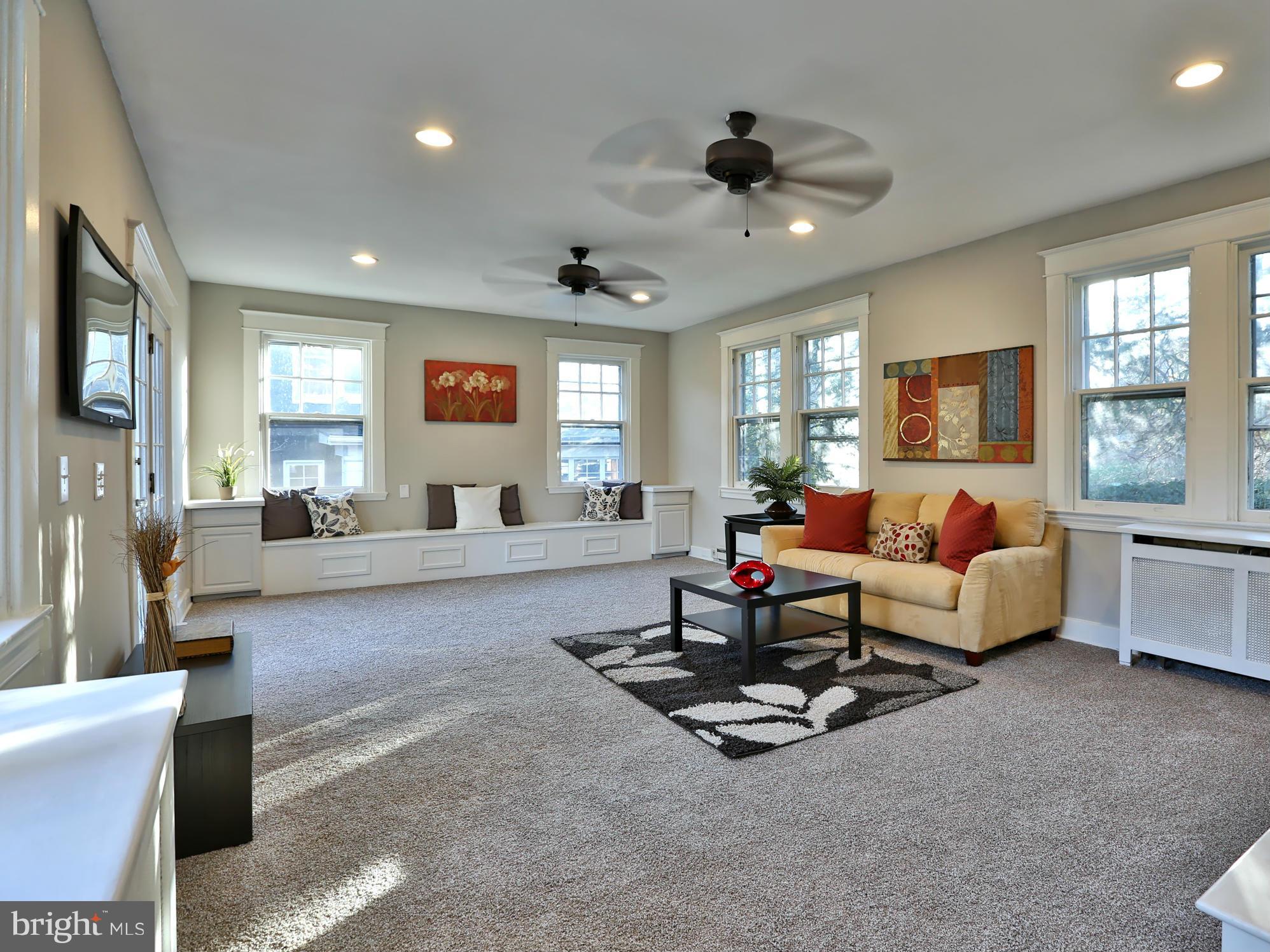 515 Old Orchard Road Baltimore, MD 21229 - Photo 11 of 30 Built In Reading Benches and Lots of Natural Light
