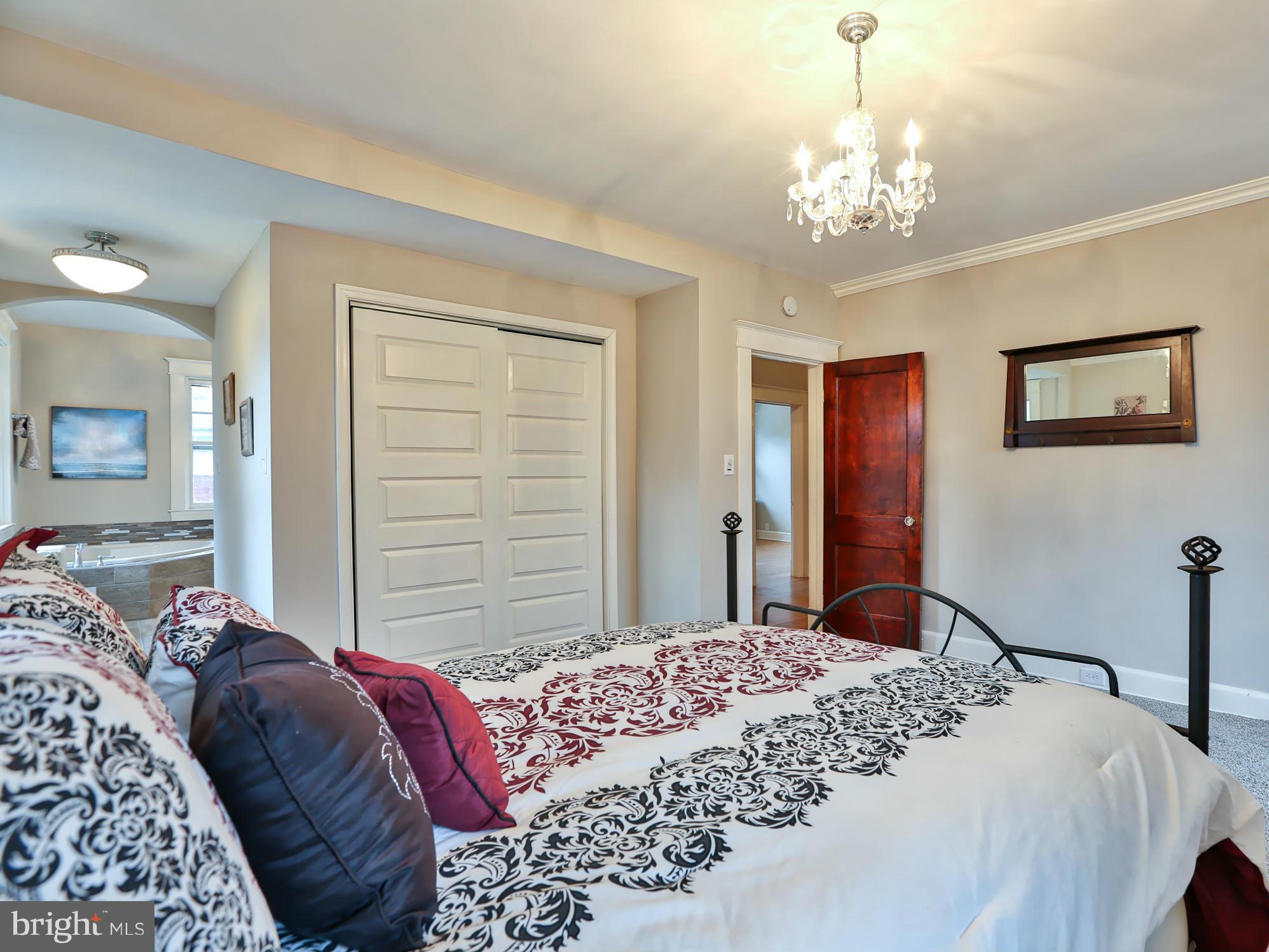 515 Old Orchard Road Baltimore, MD 21229 - Photo 15 of 30 Custom Lighting and En-Suite Bath