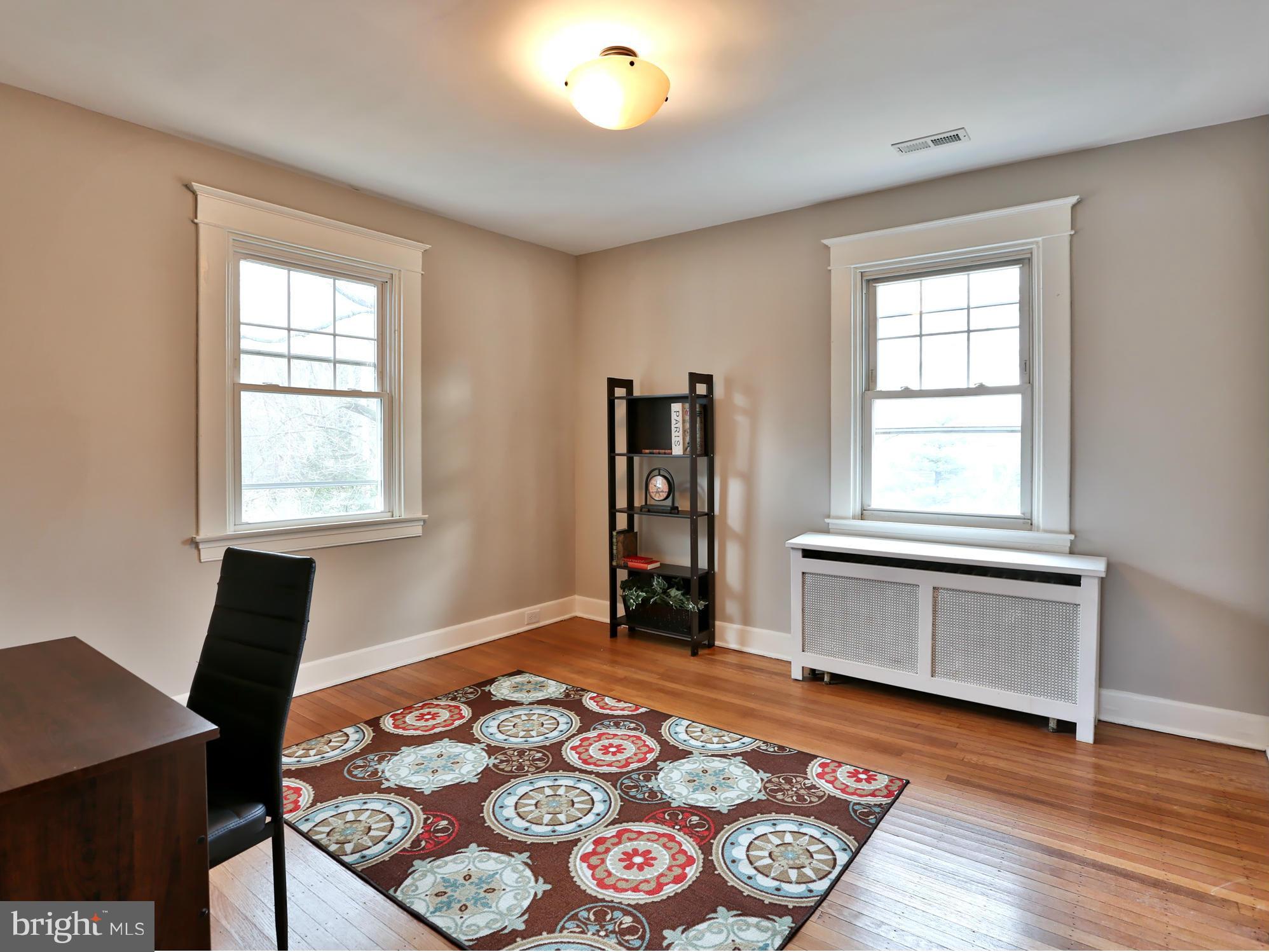 515 Old Orchard Road Baltimore, MD 21229 - Photo 19 of 30 Perfect Bedroom for Kids or Guests