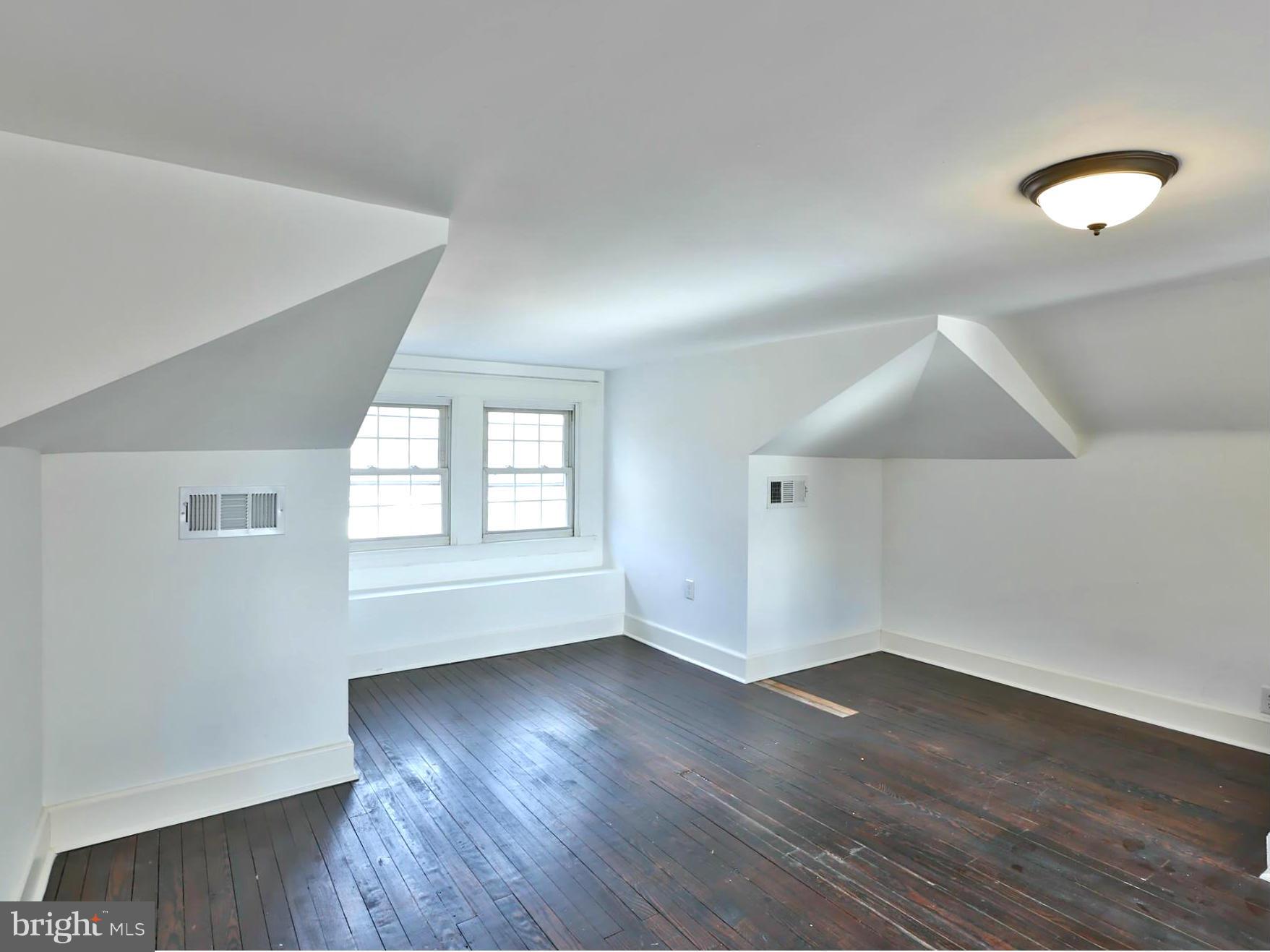 515 Old Orchard Road Baltimore, MD 21229 - Photo 24 of 30 Perfect for Bedroom, Play Room or Craft Room