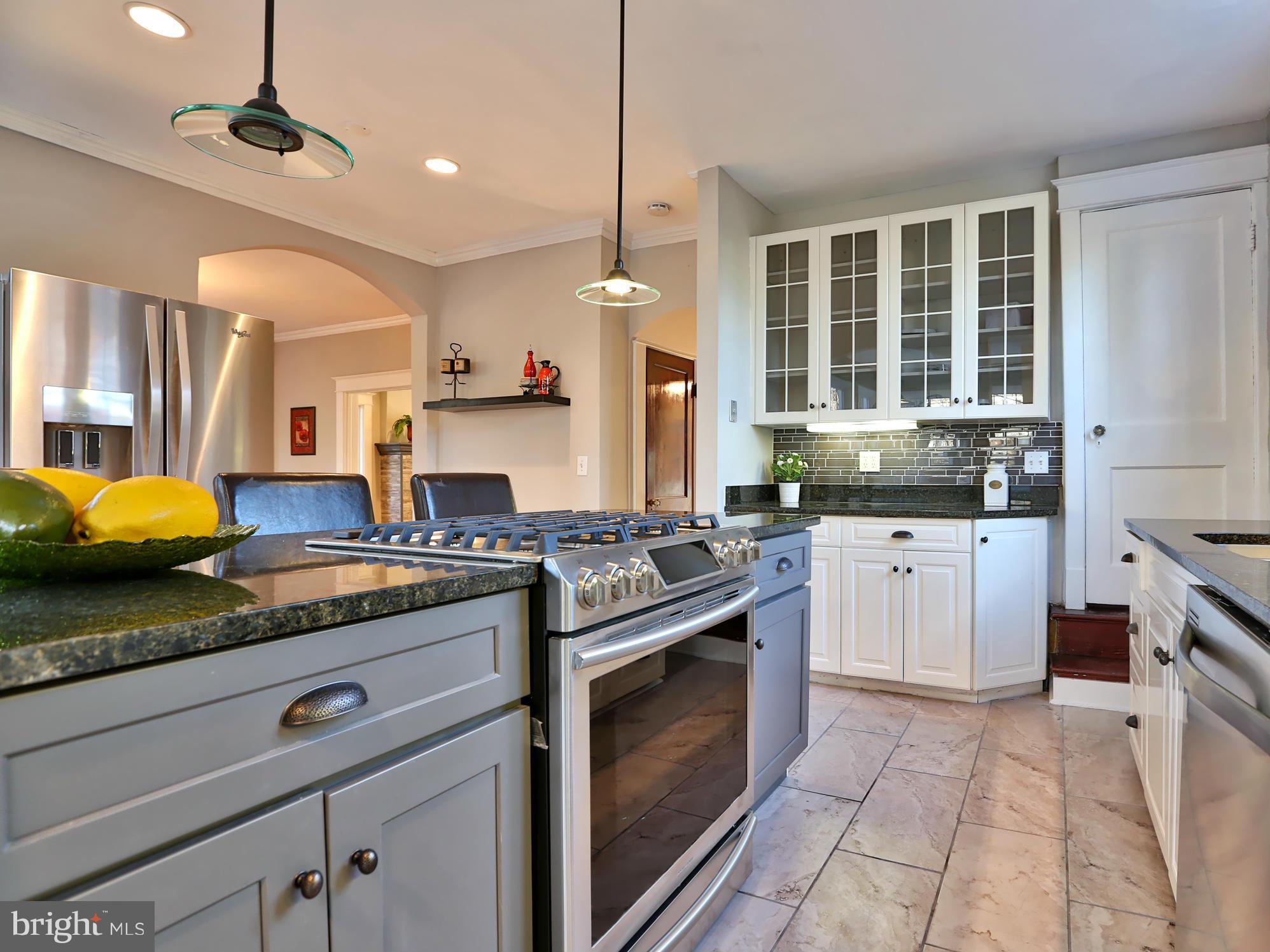 515 Old Orchard Road Baltimore, MD 21229 - Photo 9 of 30 Granite Island - Perfect For Every Chef