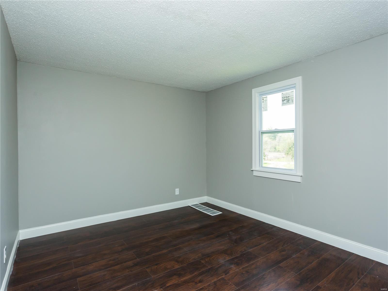 3605 Baumgartner Road St. Louis, MO 63129 - Photo 13 of 23 Gallery Image 13