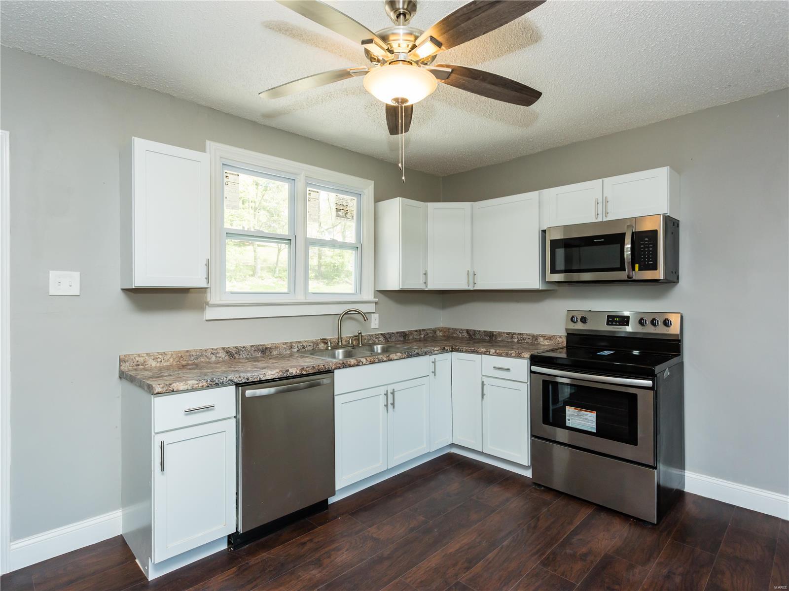 3605 Baumgartner Road St. Louis, MO 63129 - Photo 9 of 23 Gallery Image 9