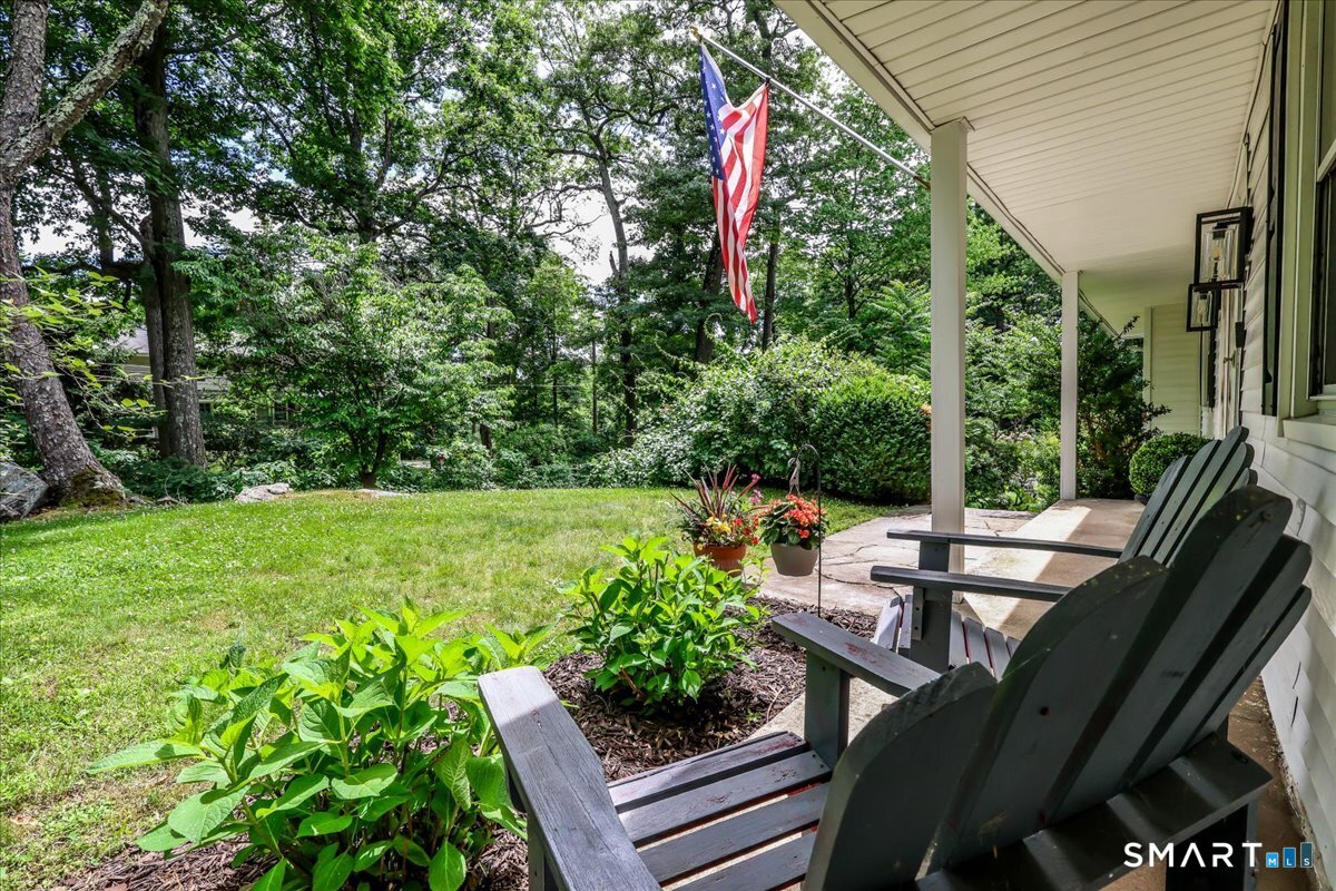 139 Seth Low Mountain Road Ridgefield, CT 06877 - Photo 1 of 40