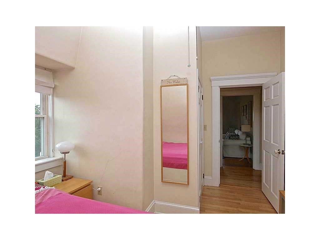 51 Annandale Road, Unit 3 Newport, RI 02840 - Photo 11 of 19