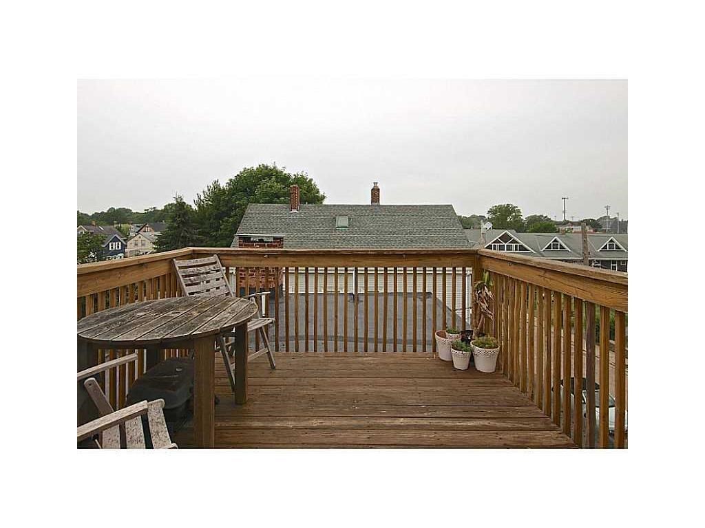 51 Annandale Road, Unit 3 Newport, RI 02840 - Photo 17 of 19