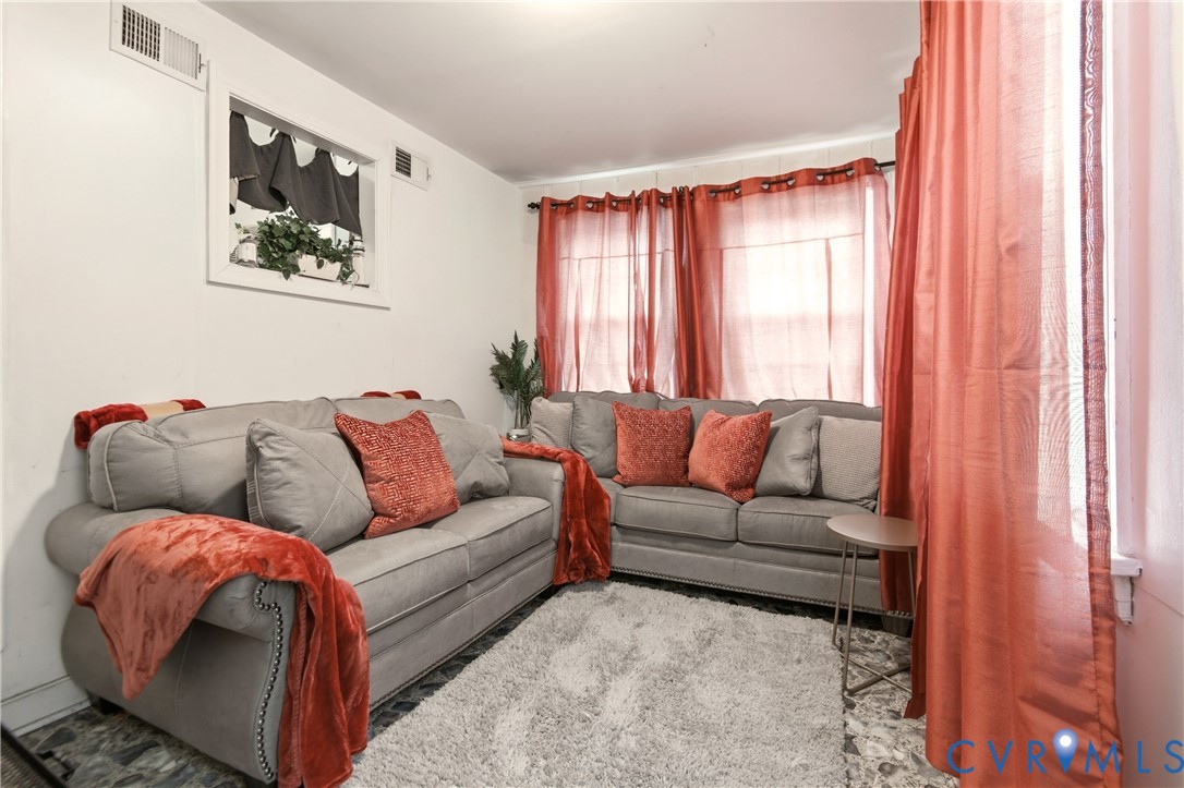 1311 Williamsburg Road Richmond, VA 23231 - Photo 24 of 38 Bright living area featuring white walls, recessed