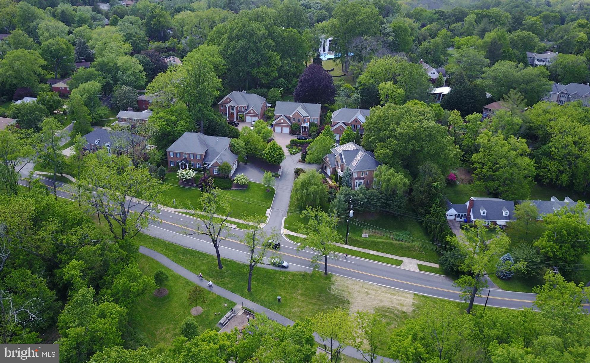 9204 Jones Mill Road Chevy Chase, MD 20815 - Photo 2 of 50 a garden view