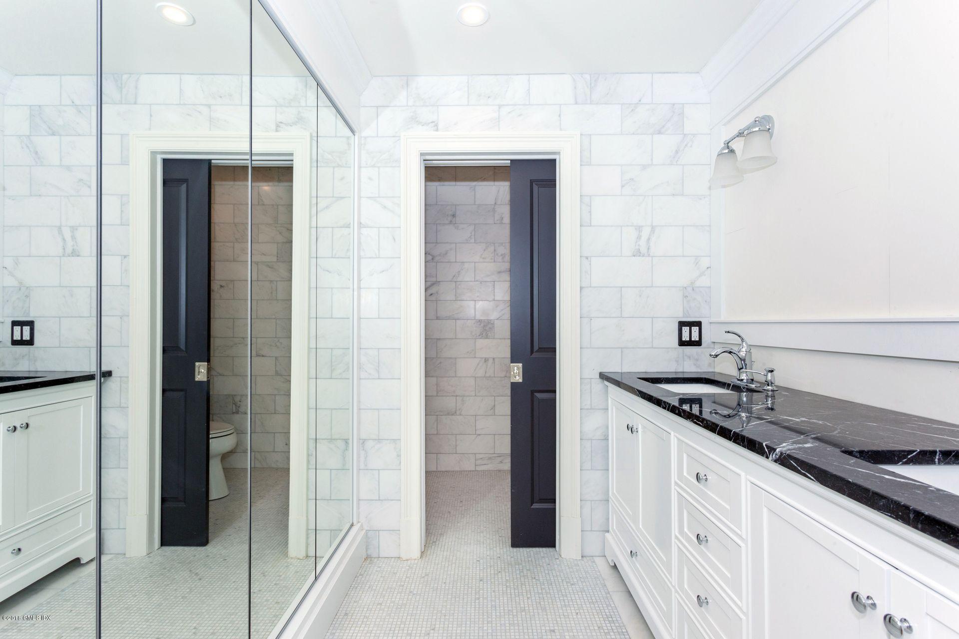 104 Ritch Avenue West, Unit 3 Greenwich, CT 06830 - Photo 12 of 28 MASTER BATH