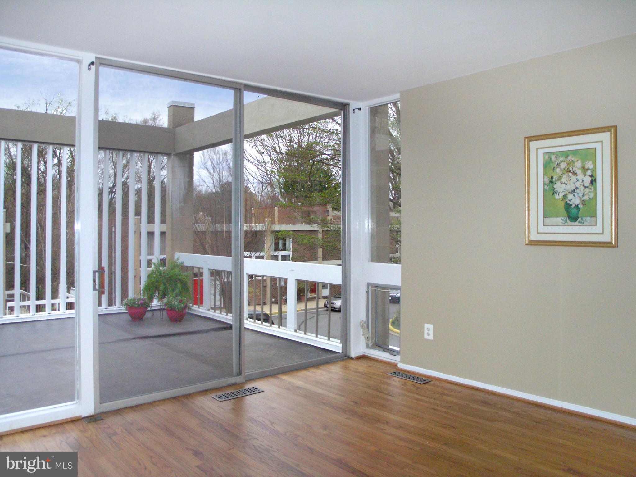 11525 Hickory Cluster Reston, VA 20190 - Photo 17 of 25 Bedroom