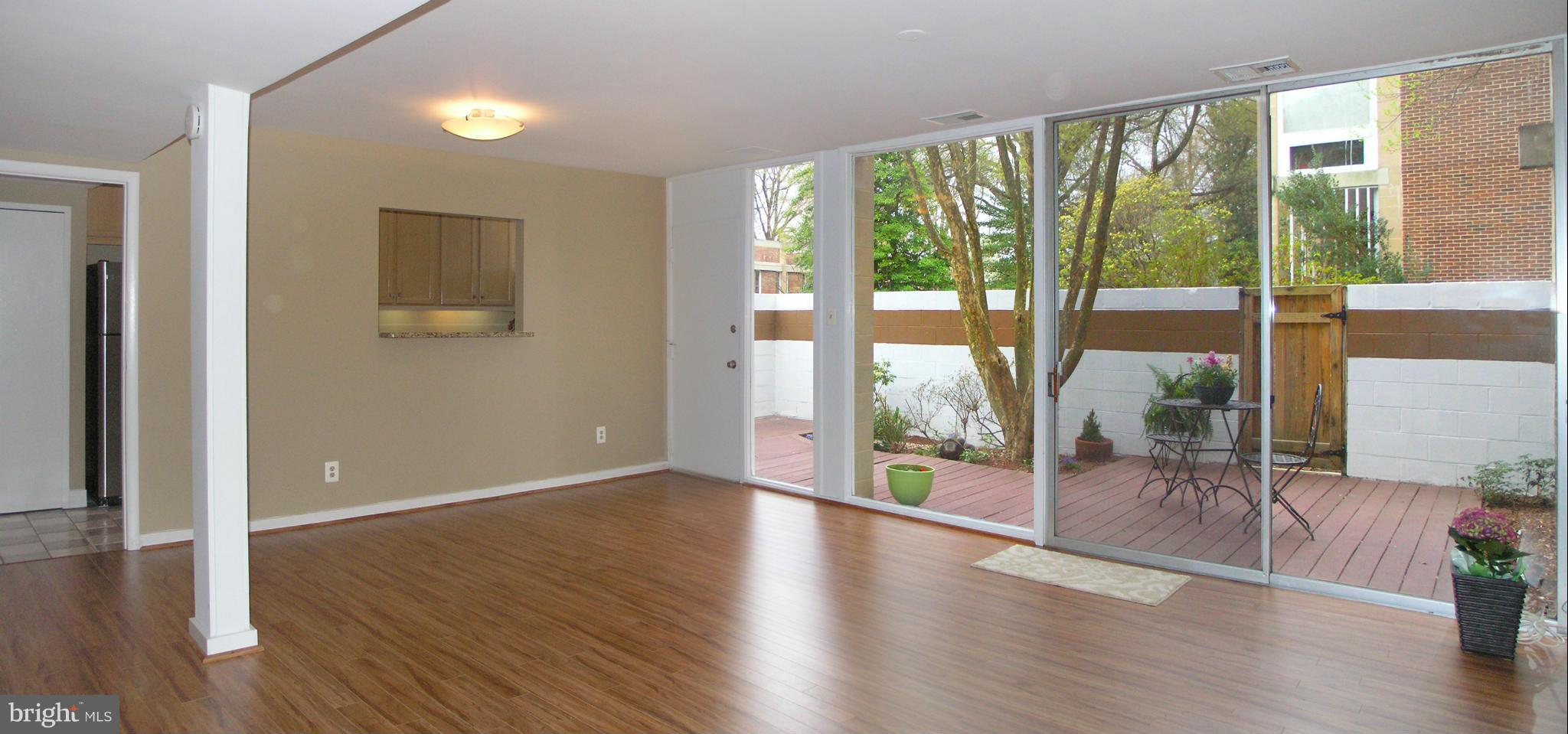 11525 Hickory Cluster Reston, VA 20190 - Photo 4 of 25 Dining Room