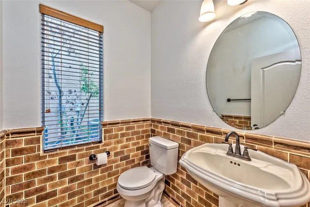 $3,000 | 981 Wagner Valley Street, Henderson, NV 89052