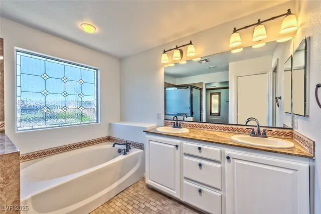 $3,000 | 981 Wagner Valley Street, Henderson, NV 89052