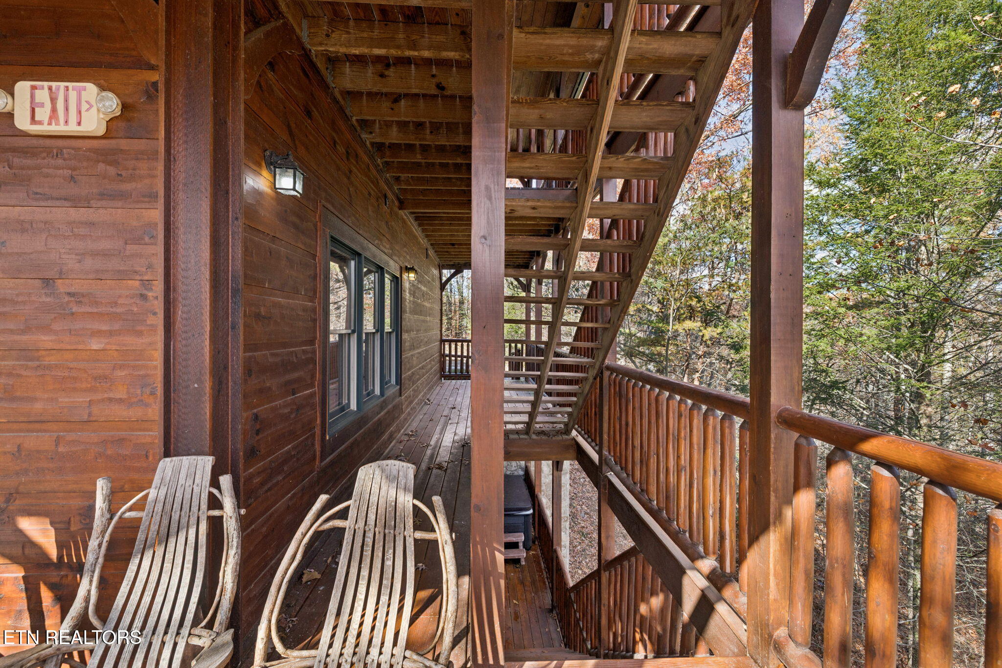 320 Poplar Point Way Gatlinburg, TN 37738 - Photo 17 of 60 17