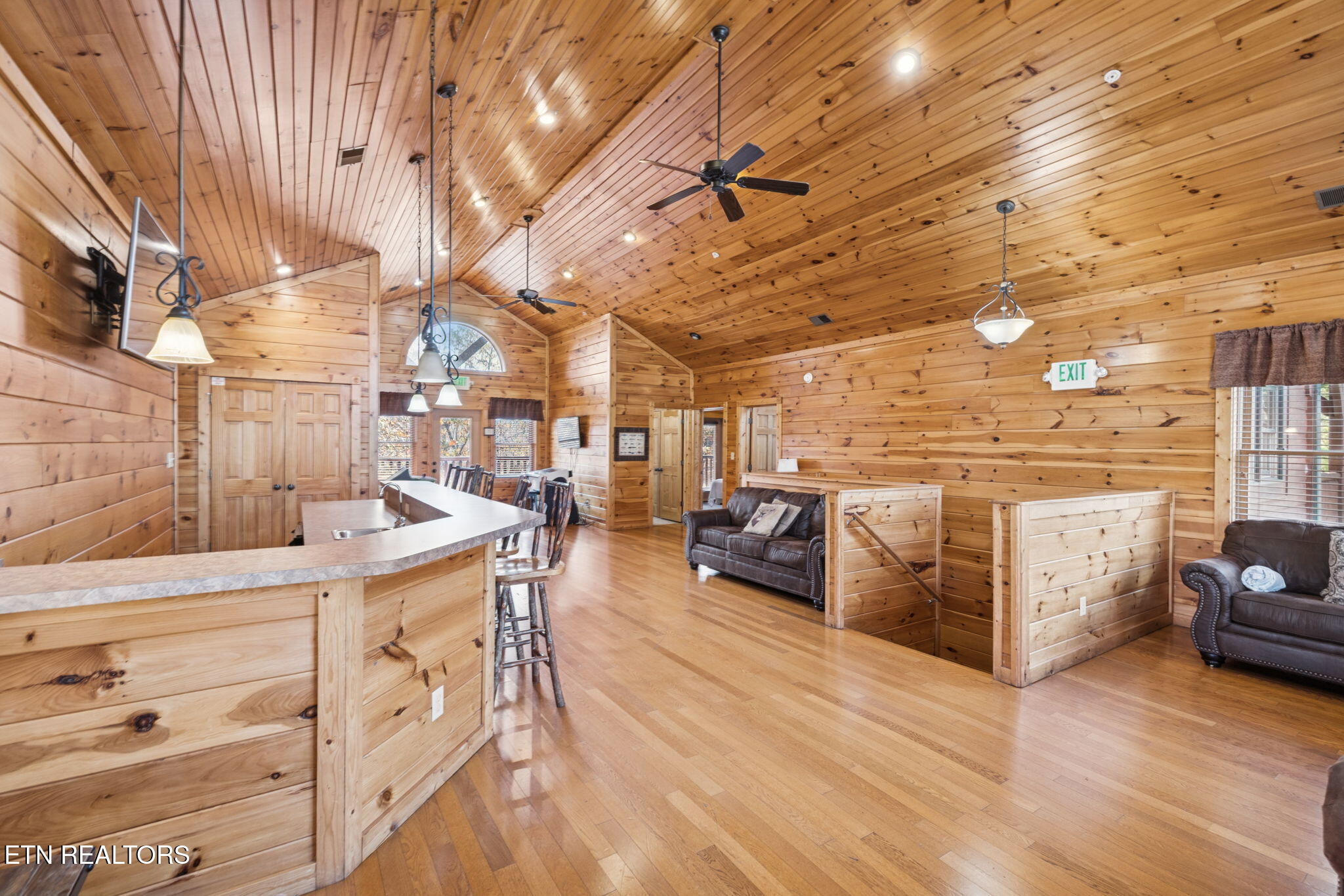 320 Poplar Point Way Gatlinburg, TN 37738 - Photo 21 of 60 21