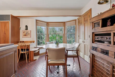 $2,000,000 | 600 Wentworth Avenue West, Mendota Heights, MN 55118