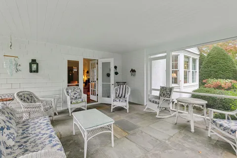 $2,000,000 | 600 Wentworth Avenue West, Mendota Heights, MN 55118