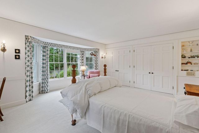 $2,000,000 | 600 Wentworth Avenue West, Mendota Heights, MN 55118