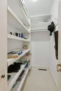 $2,000,000 | 600 Wentworth Avenue West, Mendota Heights, MN 55118