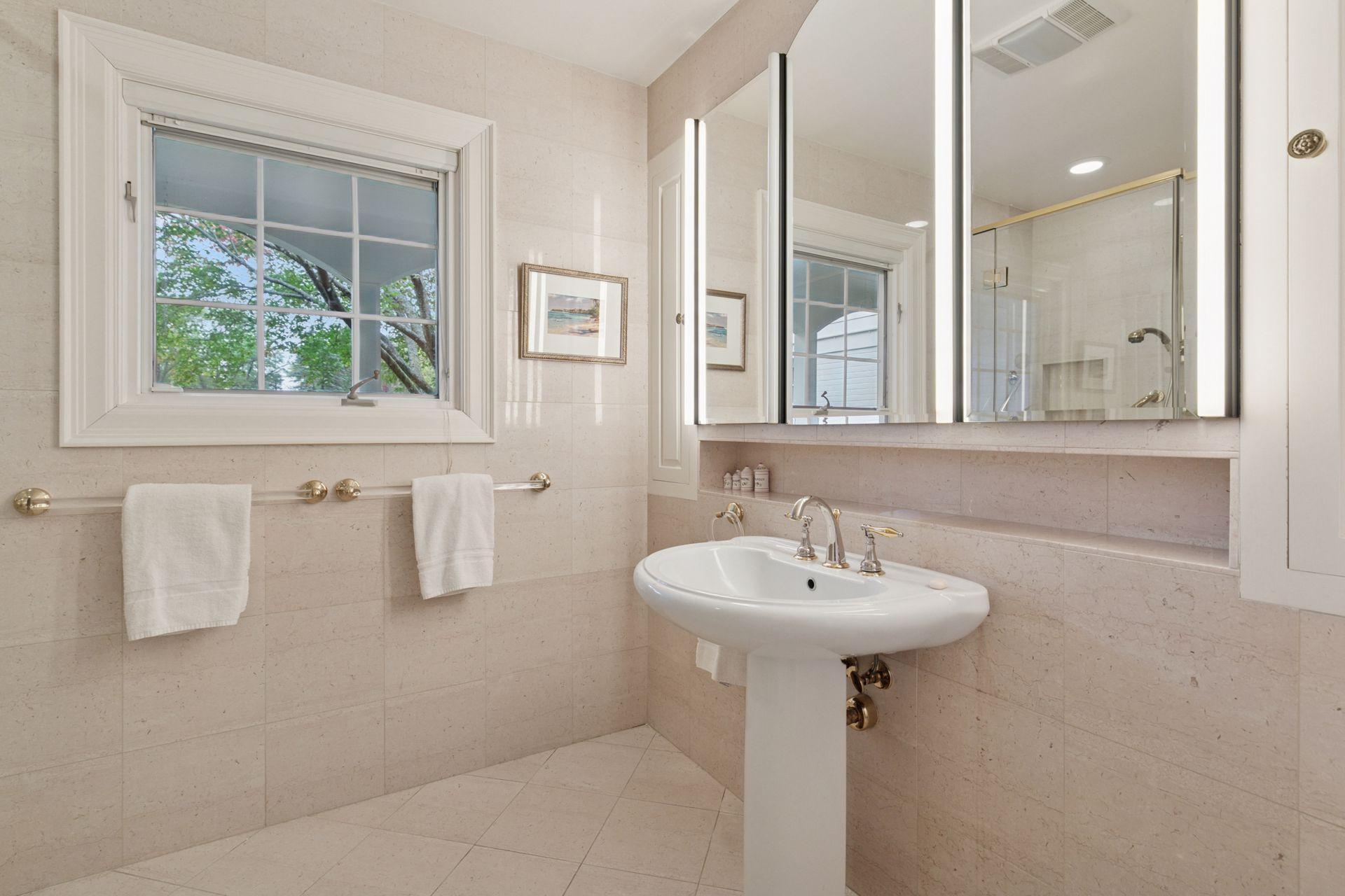 600 Wentworth Avenue West Mendota Heights, MN 55118 - Photo 36 of 83